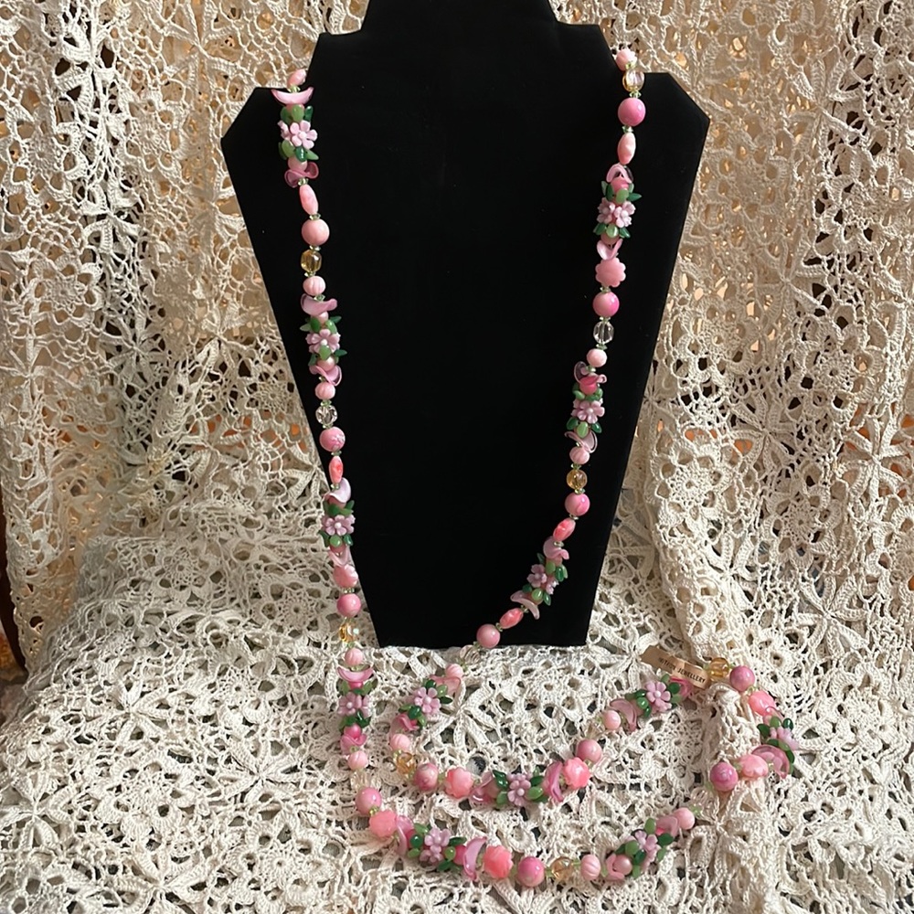 Vintage pink flower beaded necklace extra long